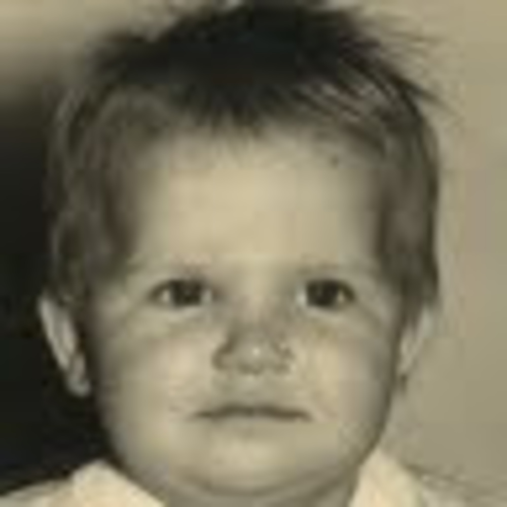 Meet your Posher, Elaine